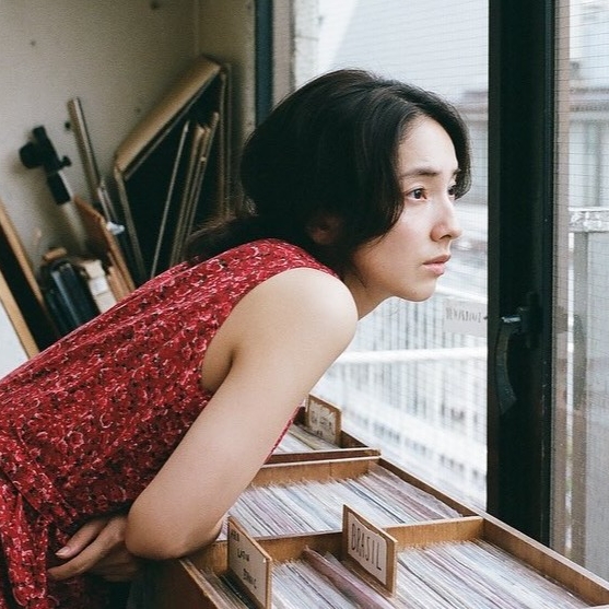 演活《Mr.新娘》迷妹赤嶺、《若草物語》堅強大姊-個性派演員仁村紗和的介紹!