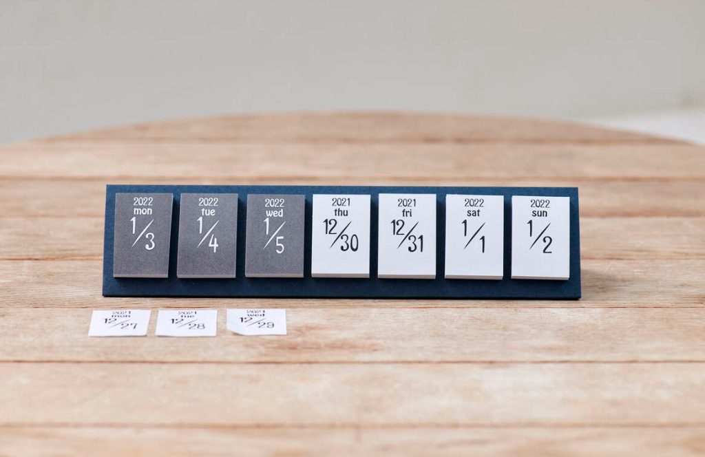 2022 himekuri 灰白 簡約 桌上小日曆