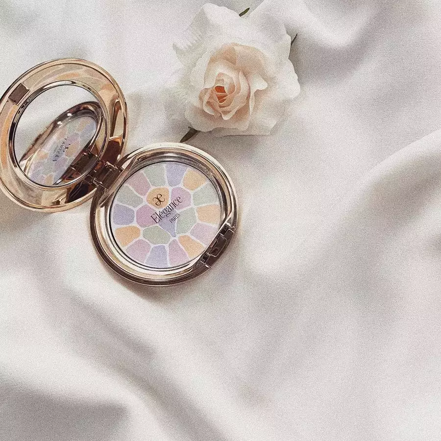 口罩妝訣竅：用蜜粉維持乾爽