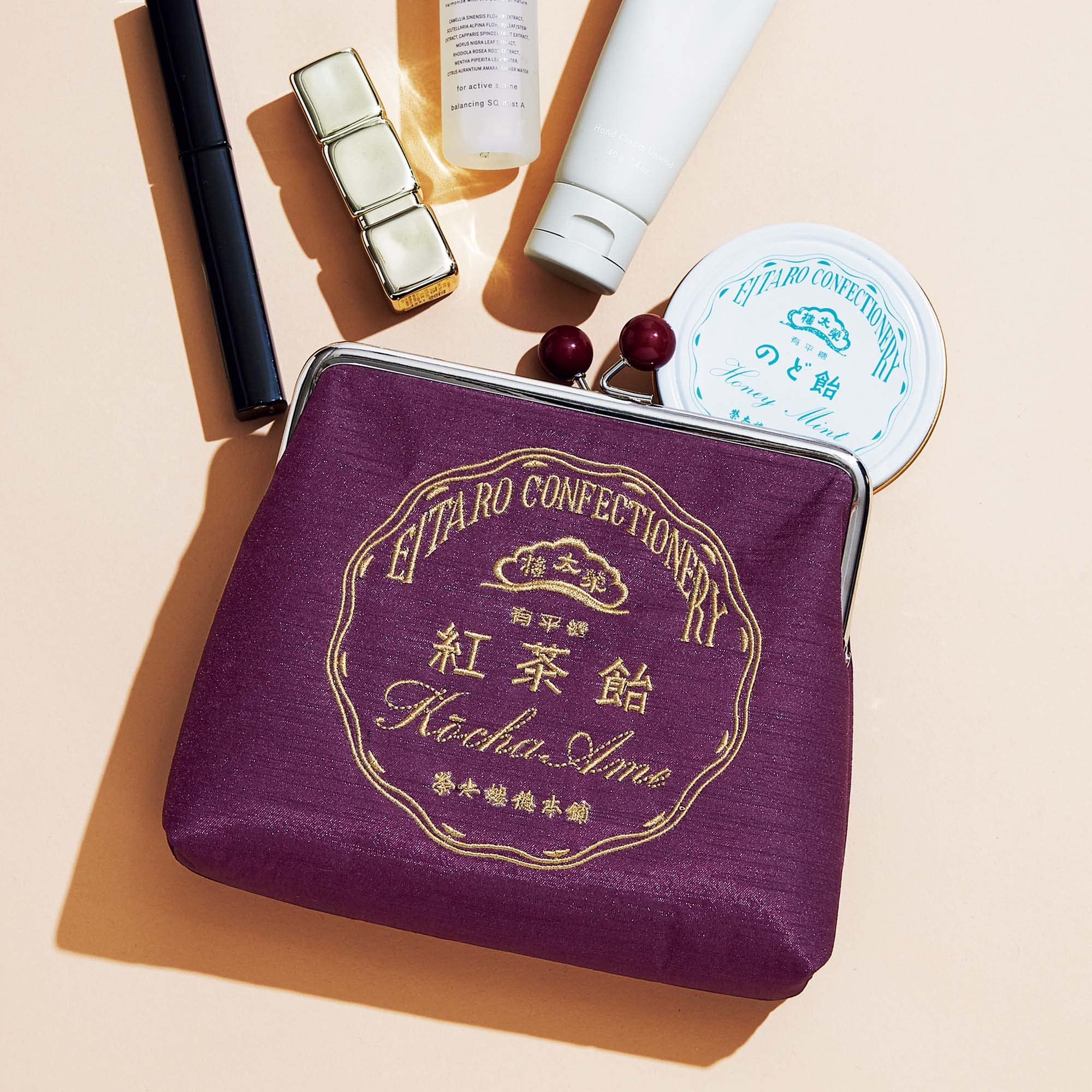 榮太樓總本鋪紅茶飴刺繡口金收納包