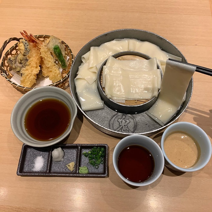 鬼ひも川うどん