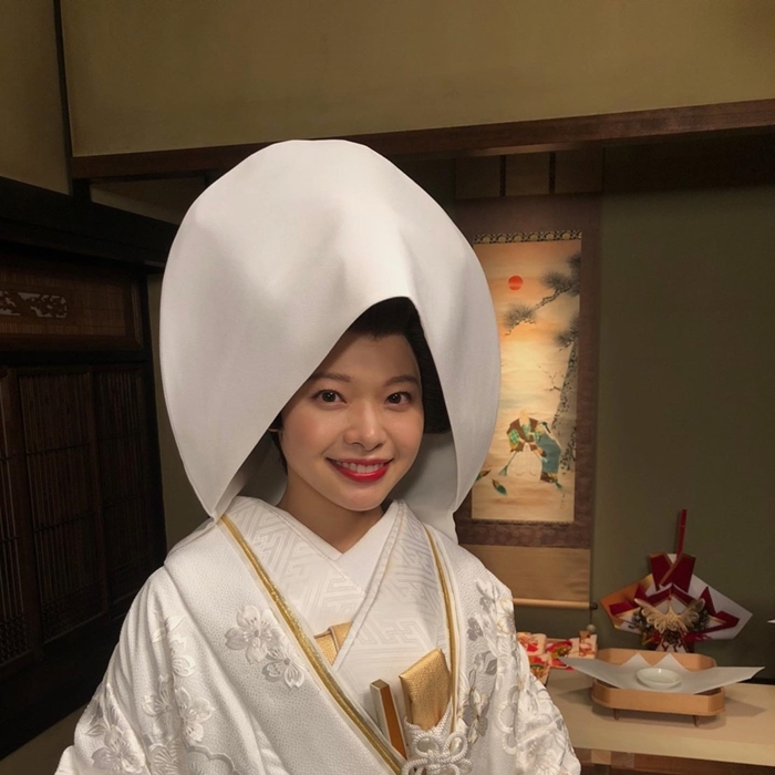 《我們有點不對勁》側拍