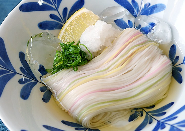 五色素麵__KinKiKids_25週年_キンキ25円でCM出演