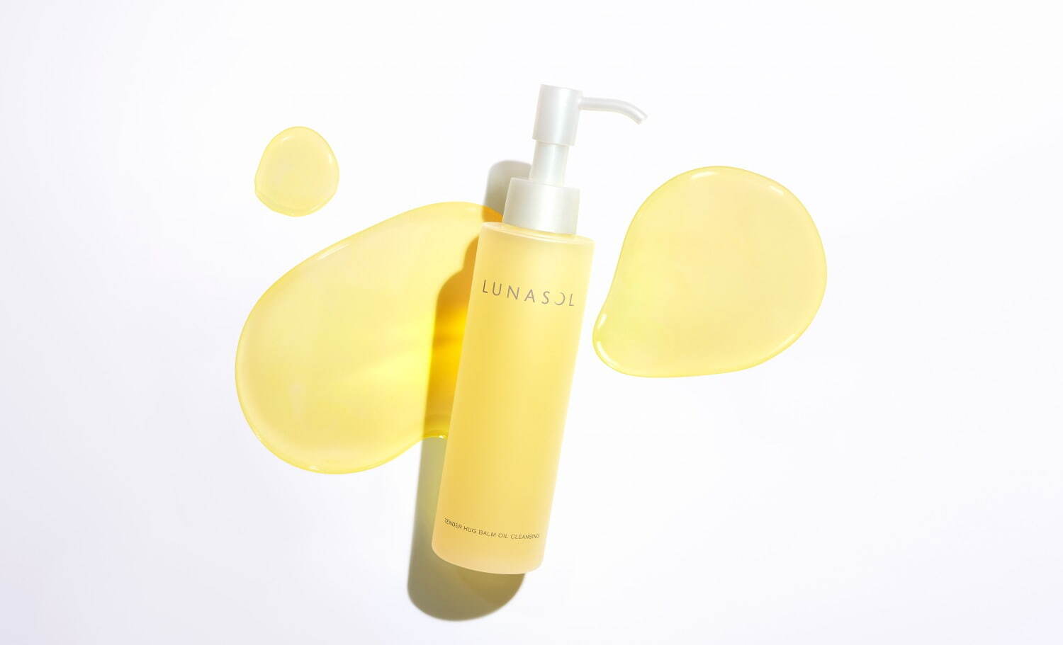 Lunasol tender hug balm oil cleaning