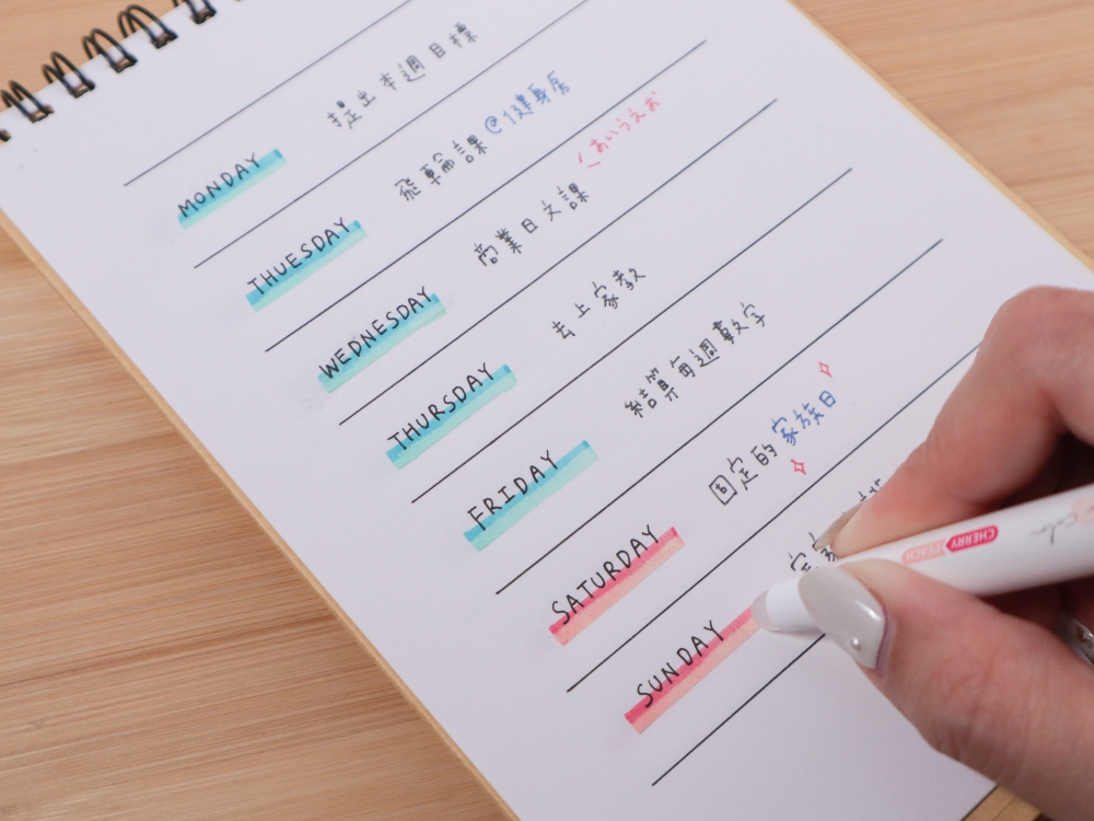 百樂「ILMILY 雙色魔擦筆 Color two color」