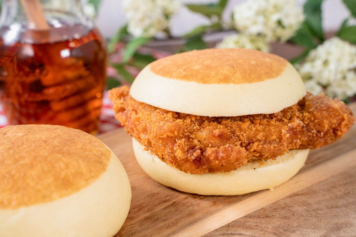 FamilyMart_奶油香鬆餅饅頭_雞排