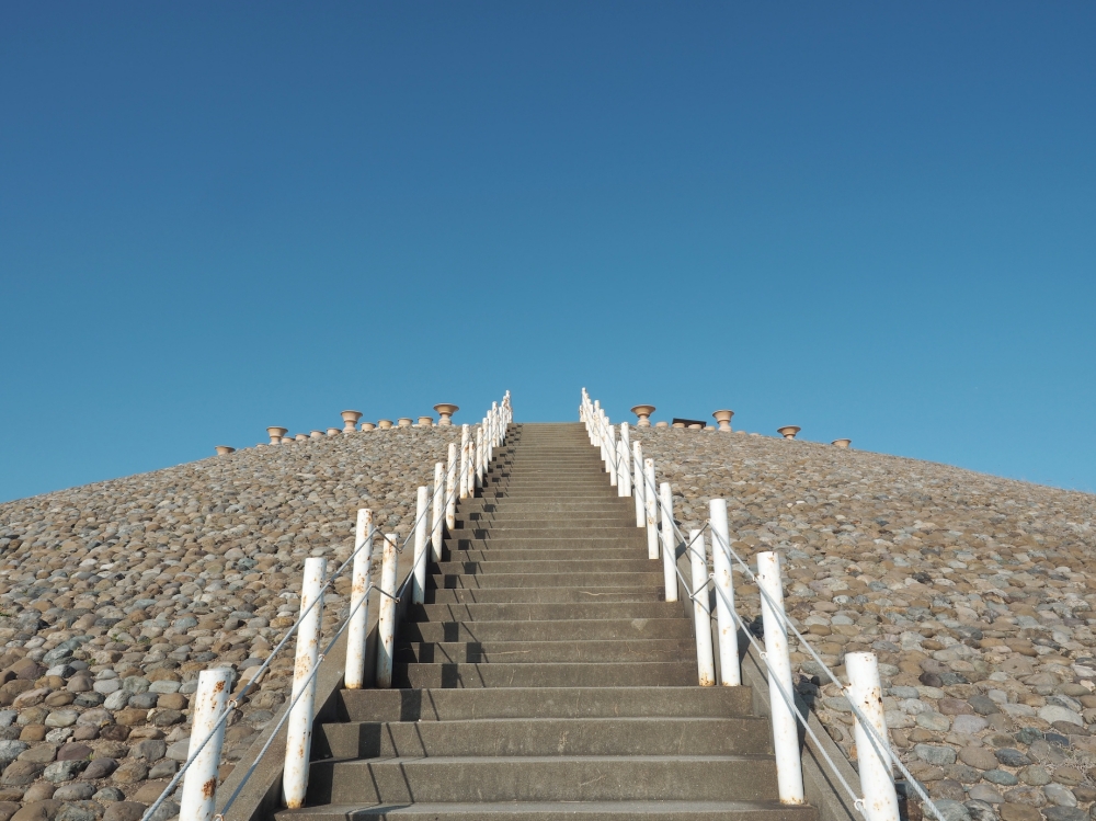 兵庫縣內最大的古墳遺跡「五色塚古墳」