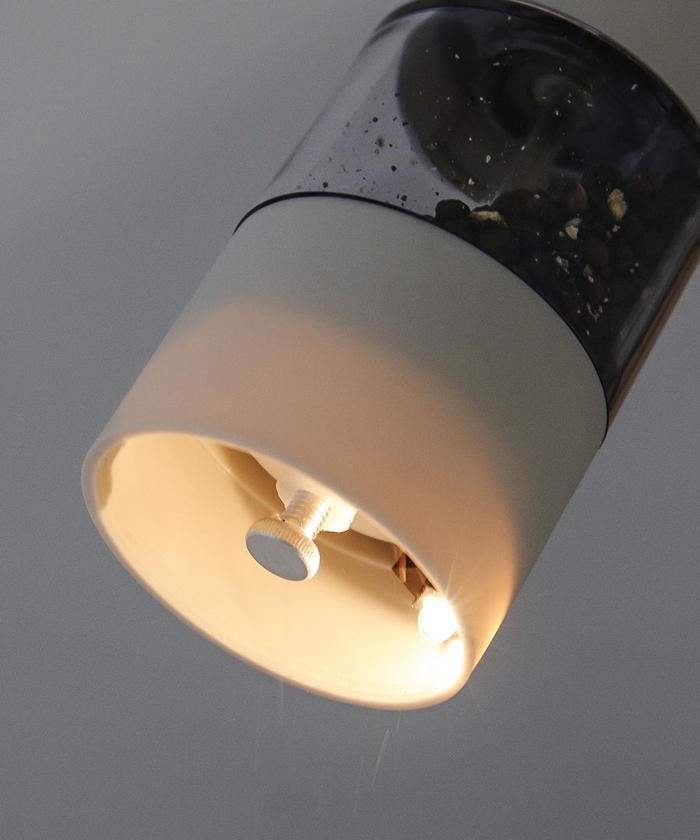 電動胡椒研磨器