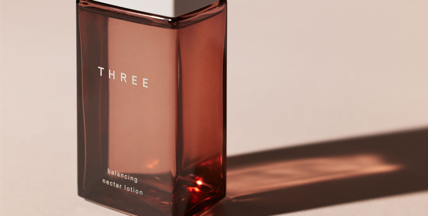 THREE平衡花蜜水凝露