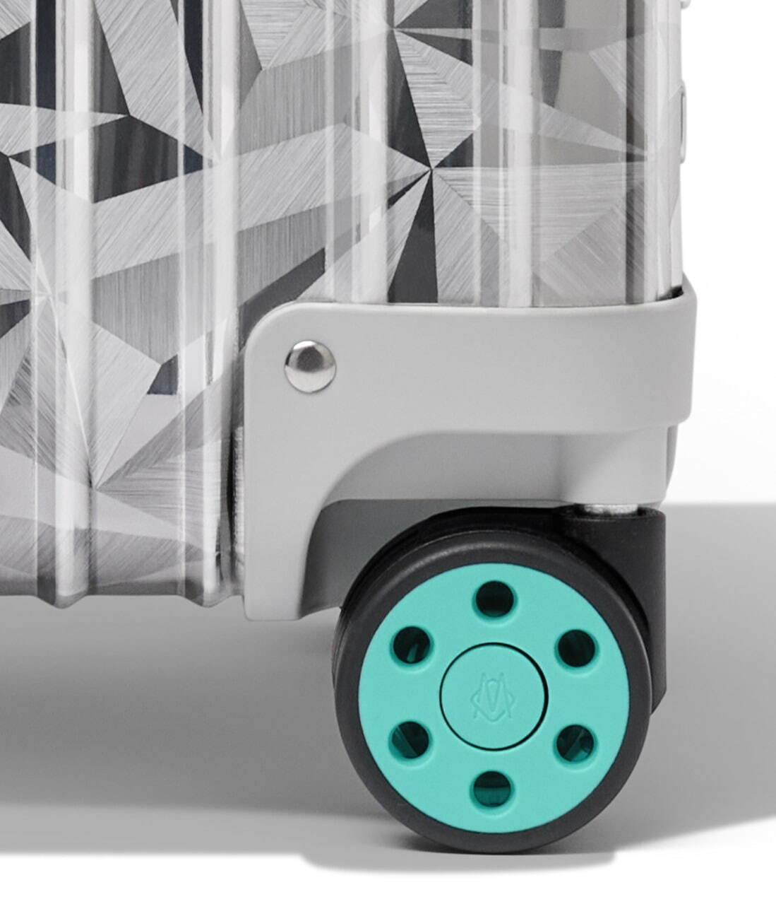 Tiffany x RIMOWA聯名系列珠寶盒行李箱