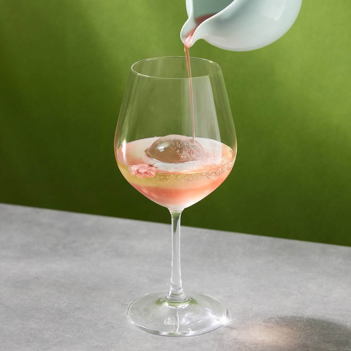 日本星巴克櫻花季_星巴克臻選東京烘焙工坊櫻花季限定飲品_Spring Blossoming Allure