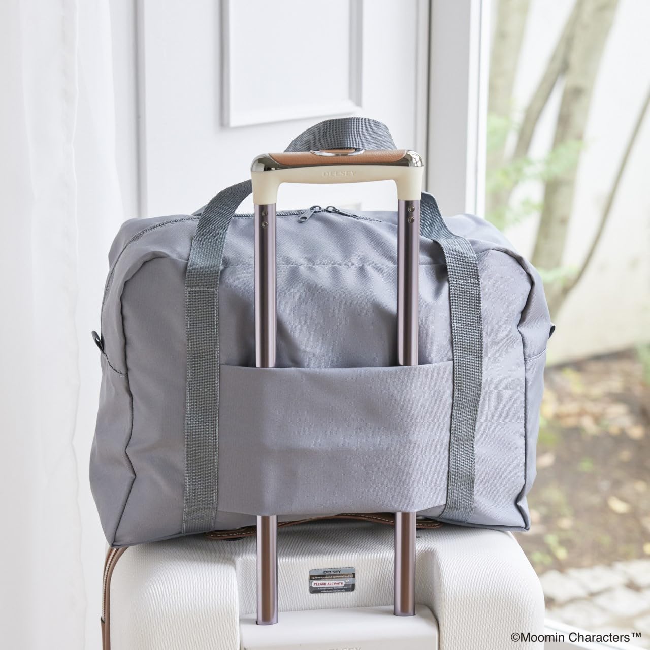 MOOMIN可收納大波士頓包背面