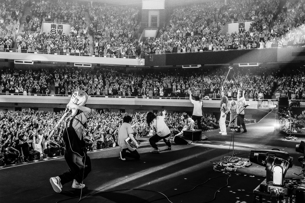 <sup>日本武道館／Photo by 岡田貴之</sup>