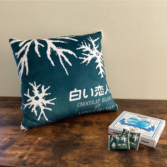 北海道白色戀人夾心餅乾抱枕