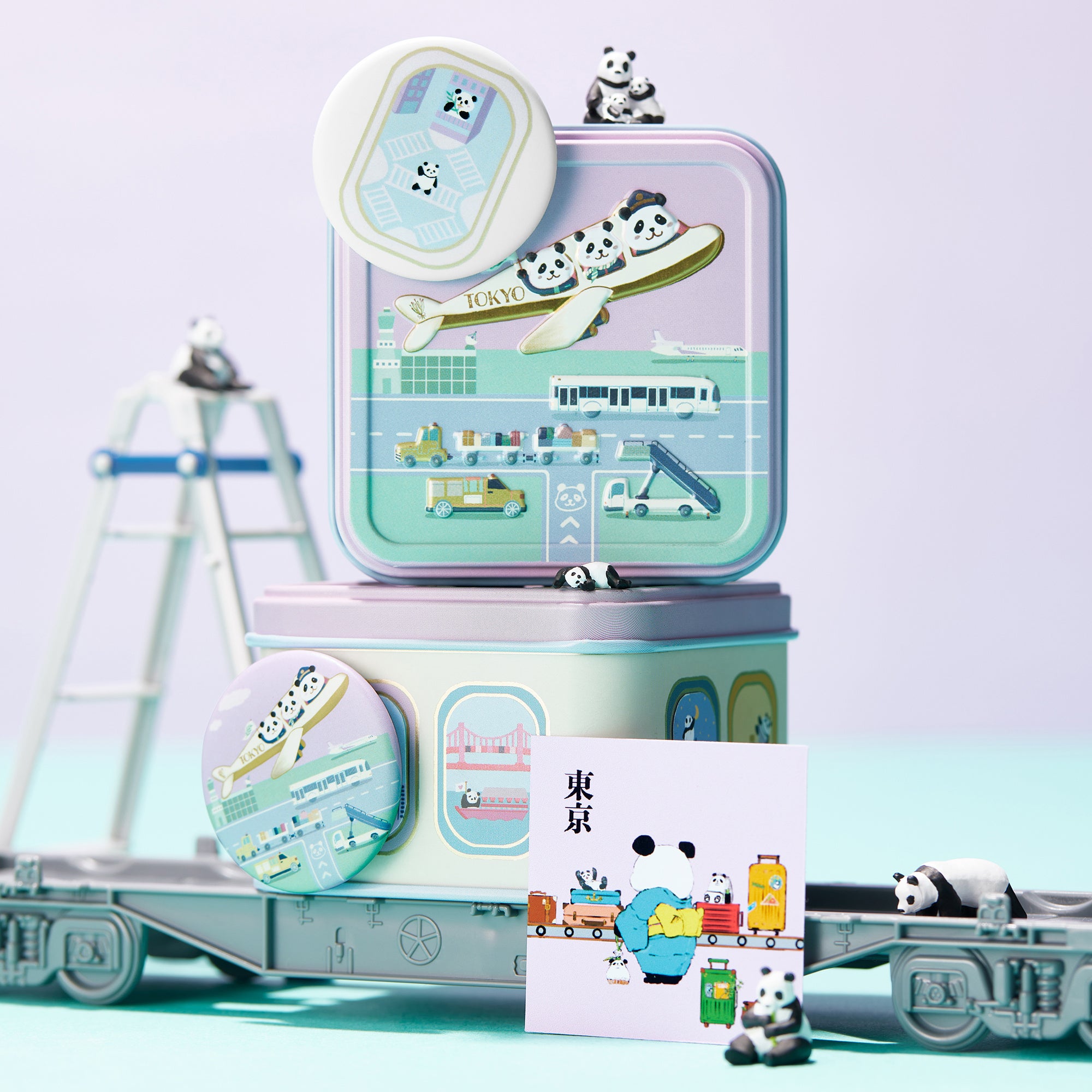 パンダ飛の飛行機缶