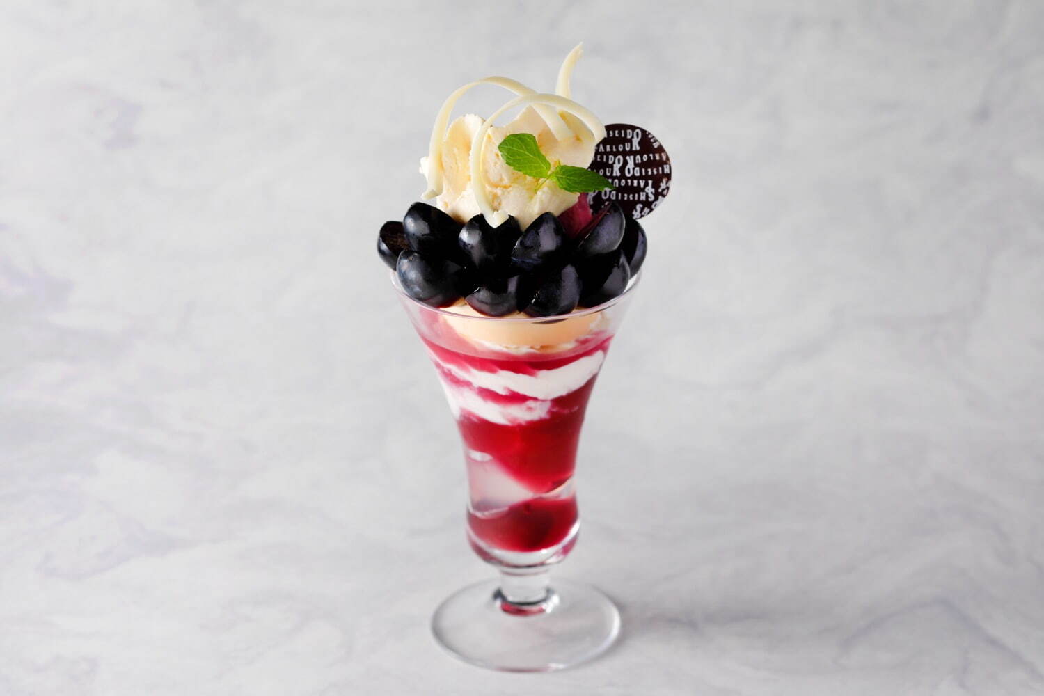 2024年8月_美麗甜點_資生堂PARLOUR_真夏的聖代祭典_長野縣巨峰葡萄聖代