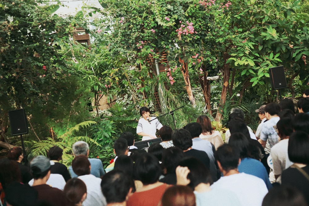 日食なつこ(Nisshoku Natsuko)