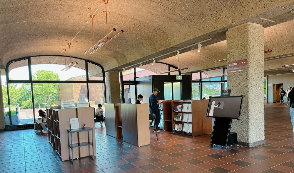 福岡市美術館_室內空間_美術角落