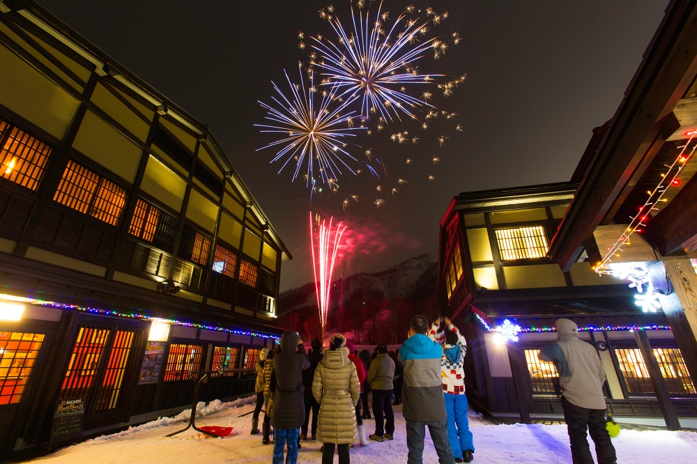 二世谷_新雪谷_新雪谷村_便利商店前