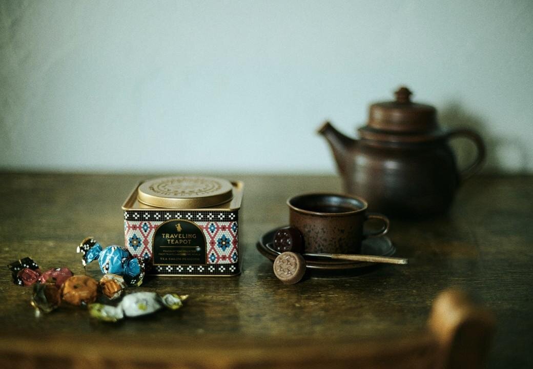 morozoff_喫茶企鵝_紅茶罐裝的風味茶巧克力