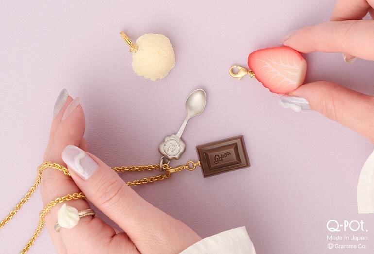 Q-pot. Parlor 水果聖代吊飾系列