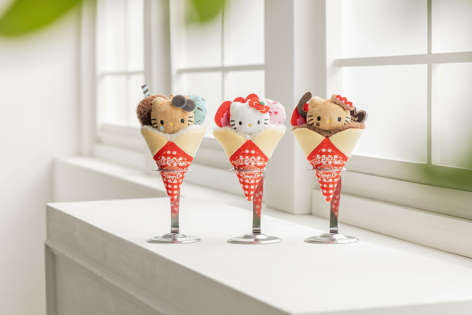 KITTY可麗餅玩偶吊飾